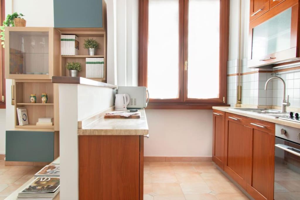 Elegant And Cozy Flat With Study - Trastevere *
